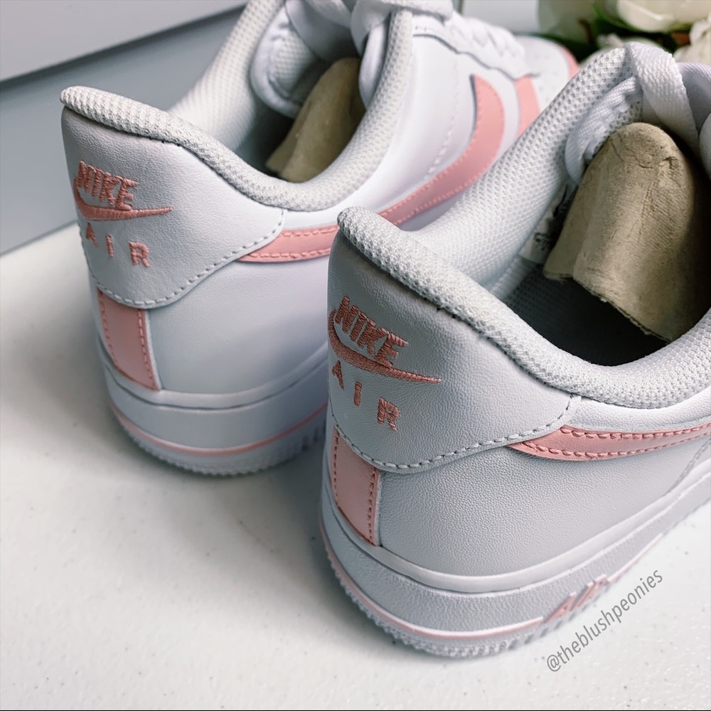 Nike Custom Air Force 1 NWT - Picture 11 of 12